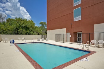 Holiday Inn Ex & Sts Houston Nasa-Boardwalk Area,Seabrook>>Houston,2.5 star
