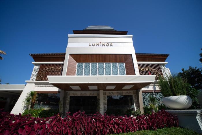 luminor hotel banyuwangi yos sudarso by wh