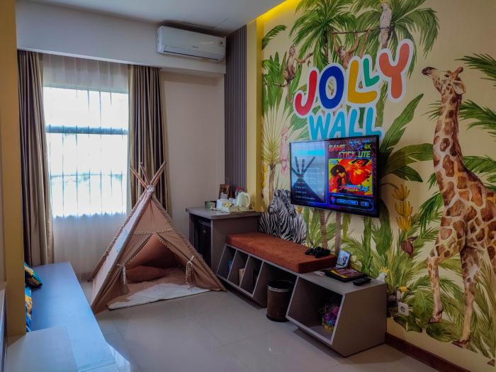luminor hotel banyuwangi yos sudarso by wh
