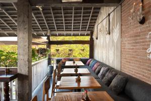 adiwana monkey forest