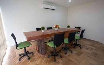 hotel cikini