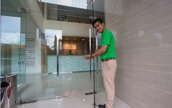 hotel cikini