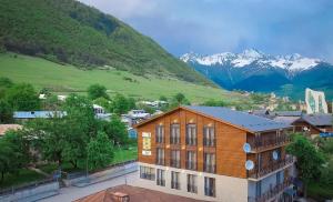 chalet mestia