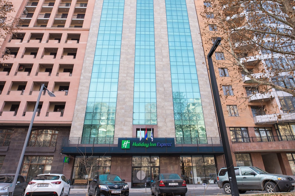 holiday inn express yerevan an ihg hotel