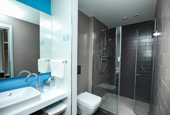 holiday inn express yerevan an ihg hotel