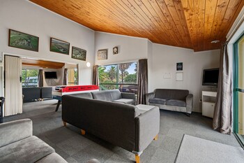 Tasman Holiday Parks - Miranda,Hauraki>>Coromandel,3 star