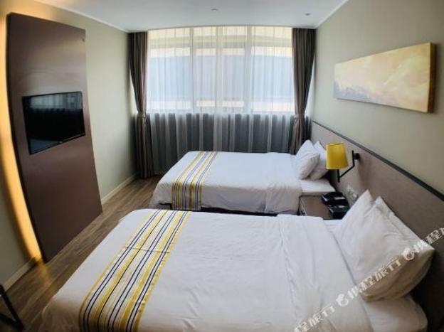 home inn plus shanghai dishui lake gangcheng xintiandi