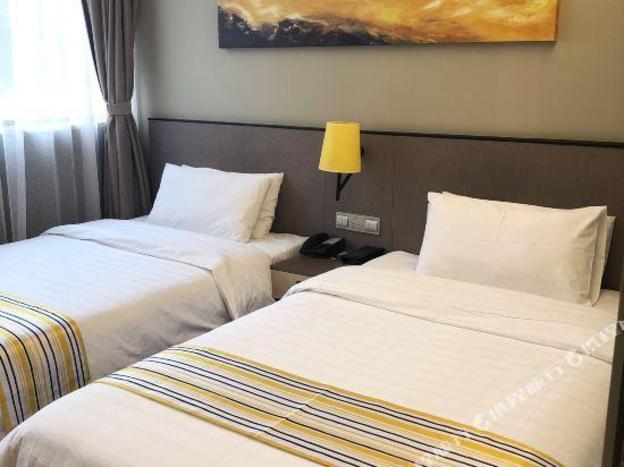home inn plus shanghai dishui lake gangcheng xintiandi