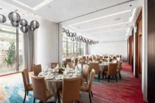 capri by fraser china square singapore