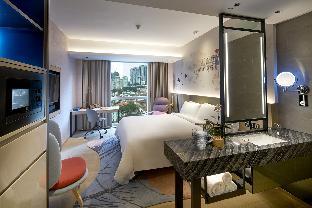 capri by fraser china square singapore