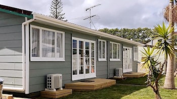 parakai geothermal motel