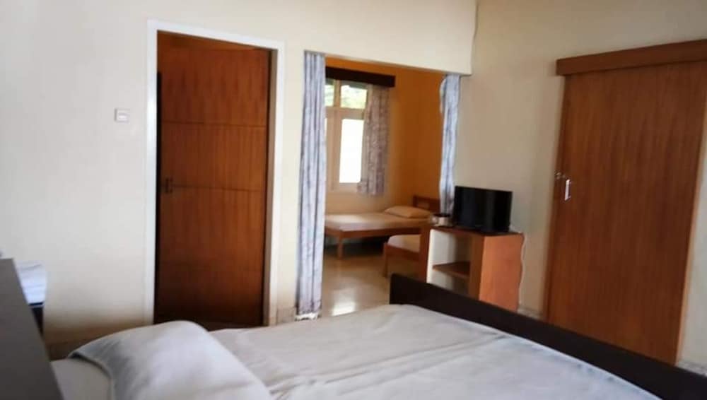 bunga ayu seaside resort