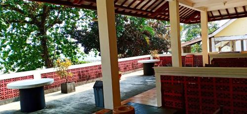 bunga ayu seaside resort