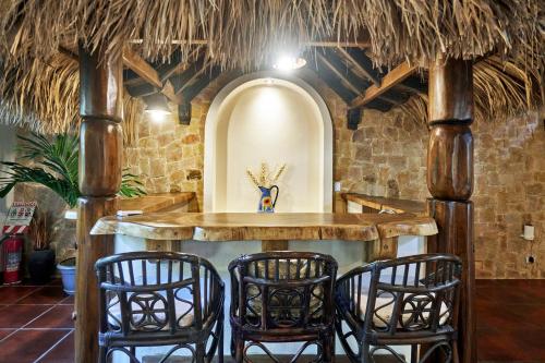 paradise beach lodge