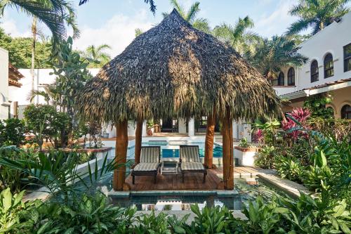 paradise beach lodge