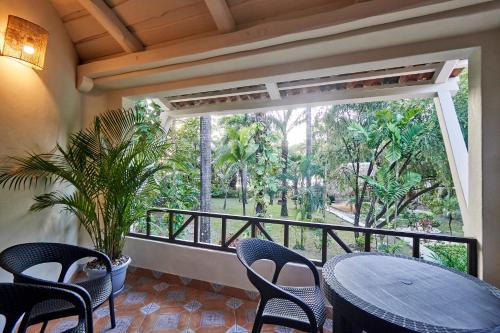 paradise beach lodge