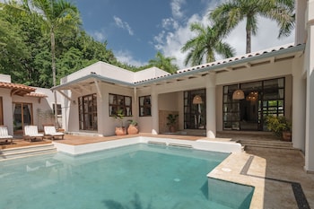 paradise beach lodge