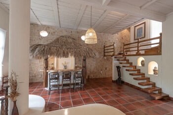 paradise beach lodge