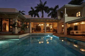 paradise beach lodge