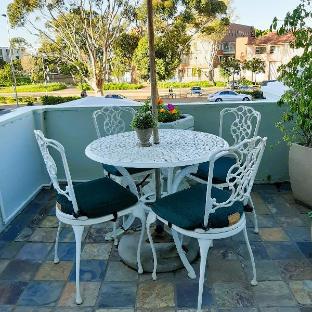 the greenhouse guesthouse