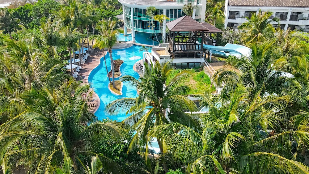 yoho beach resort
