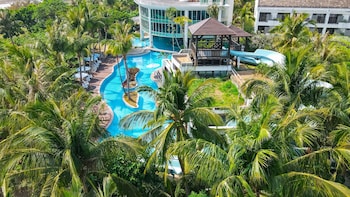yoho beach resort