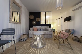 appart hotel eugenie