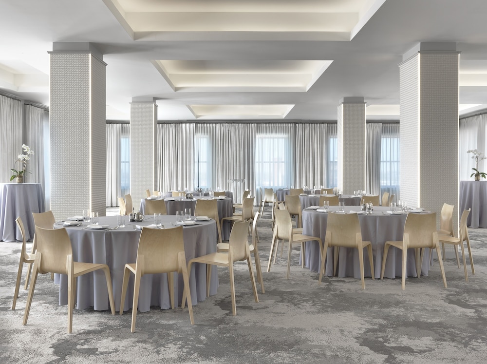 angad arts hotel