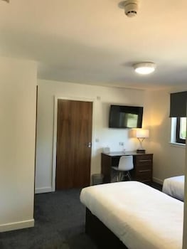 premier lodge