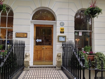 george hotel