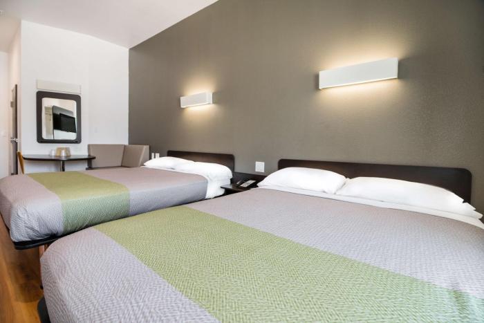 studio 6 corpus christi