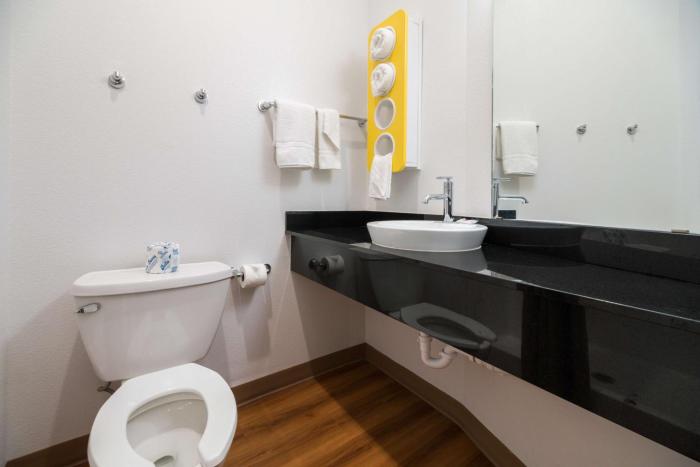 studio 6 corpus christi