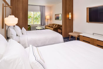 fairfield inn and suites by marriott fort worth sout