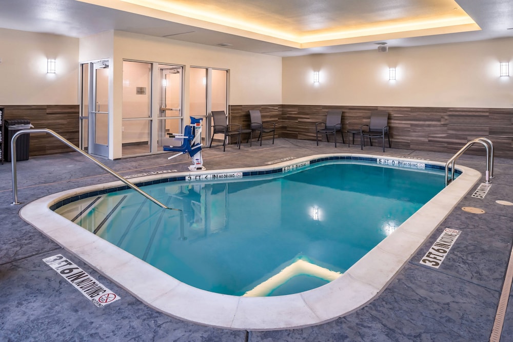 fairfield inn and suites by marriott fort worth sout