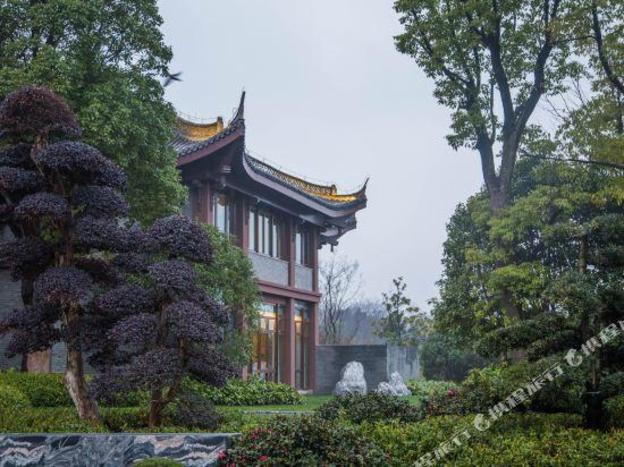 yangzhou seclusive life hot spring resort