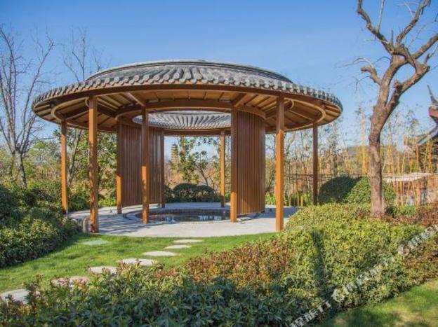 yangzhou seclusive life hot spring resort