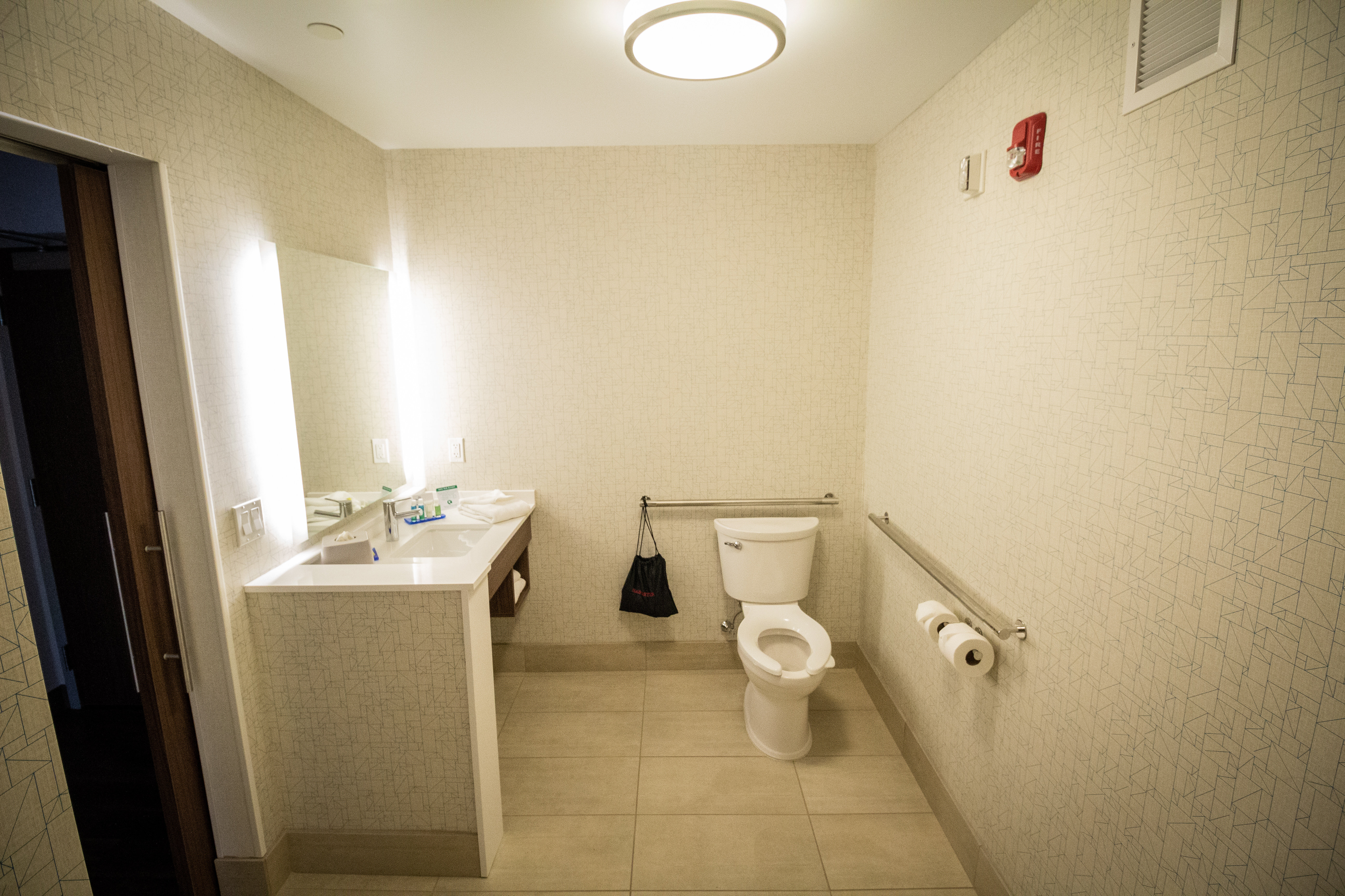 holiday inn express and suites boston south randolph