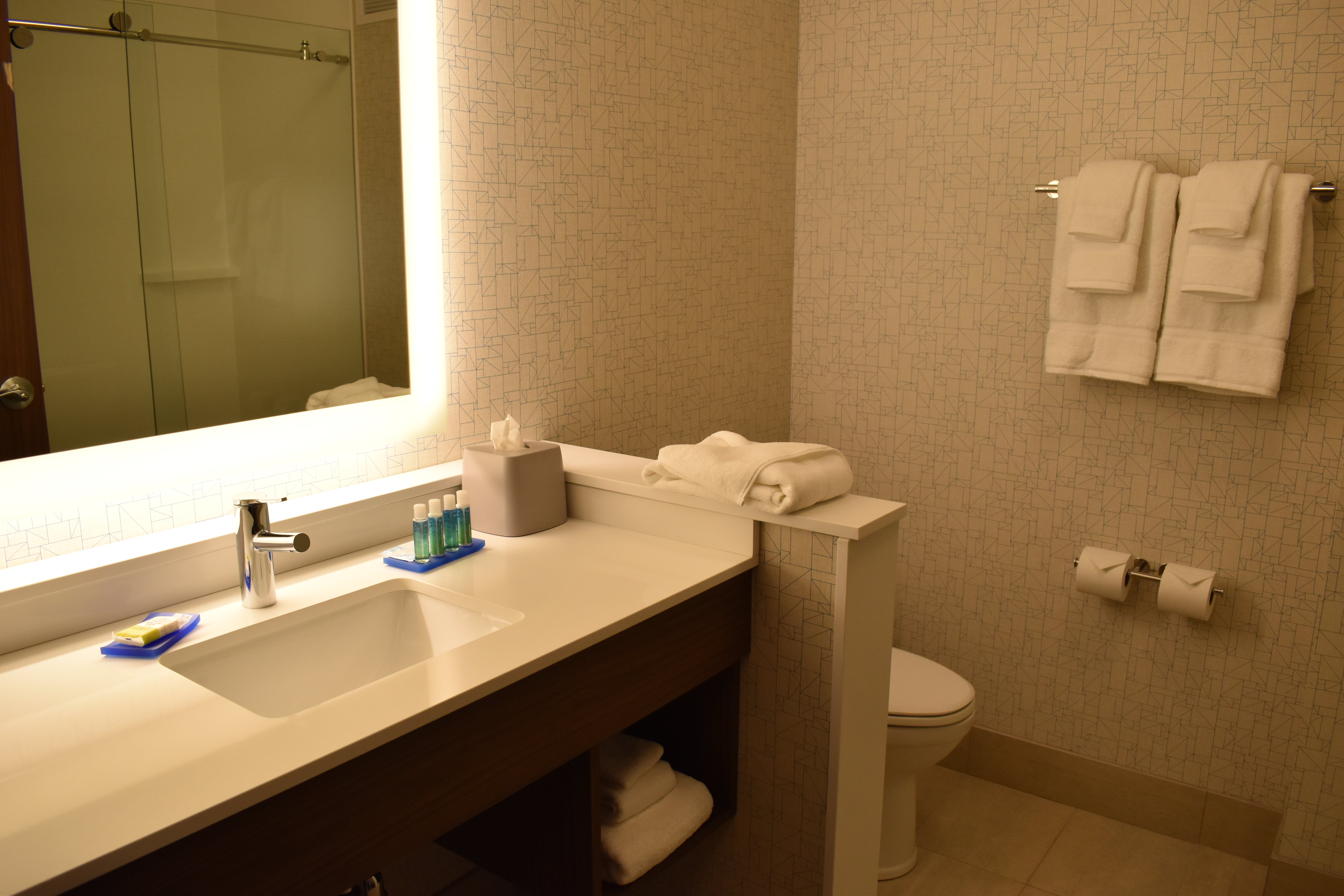 holiday inn express and suites boston south randolph