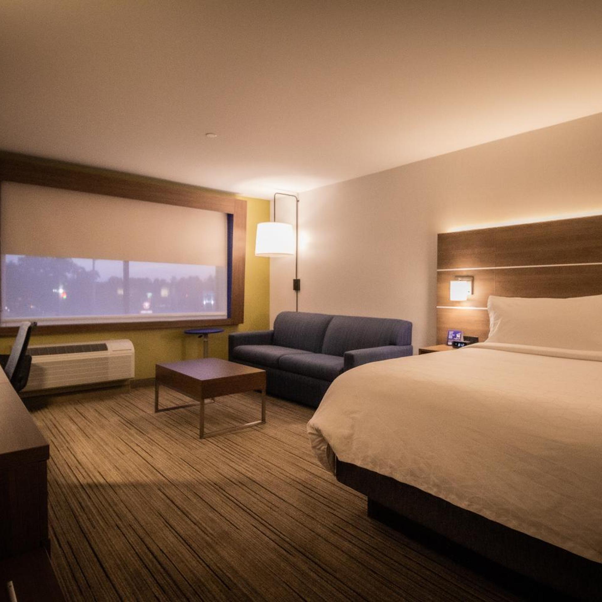 holiday inn express and suites boston south randolph