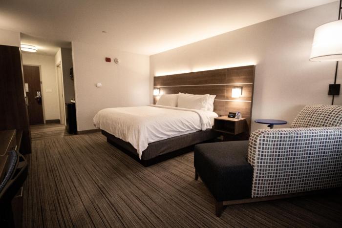 holiday inn express and suites boston south randolph