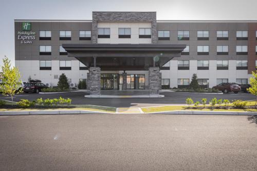 holiday inn express and suites boston south randolph