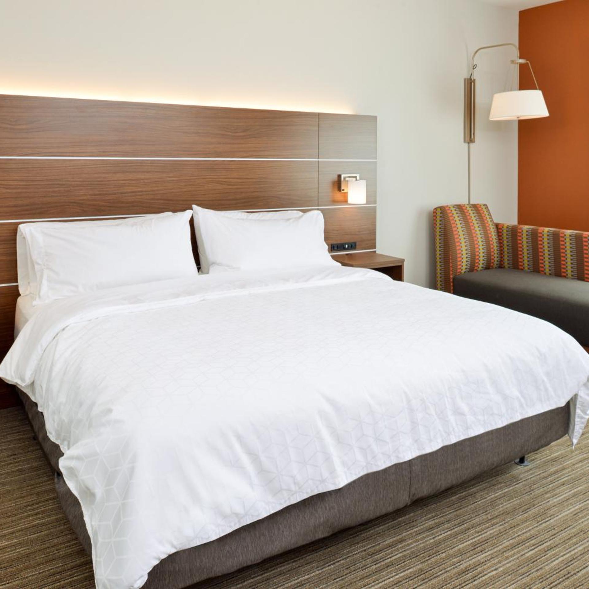 holiday inn express and suites elko an ihg hotel