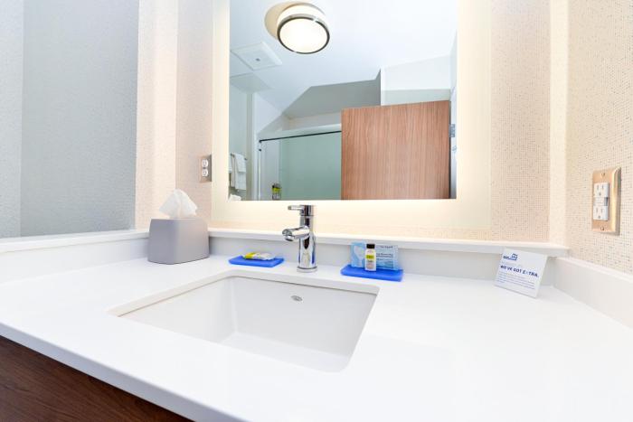 holiday inn express and suites elko an ihg hotel