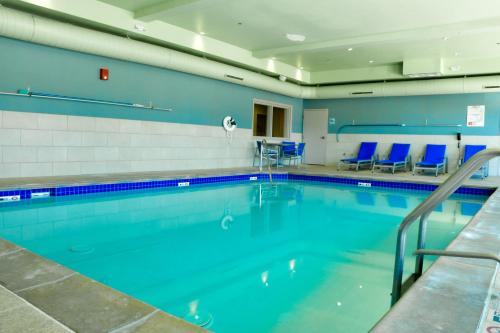 holiday inn express and suites elko an ihg hotel