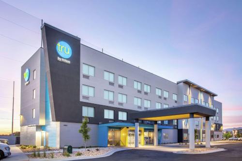 tru by hilton salt lake city midvale