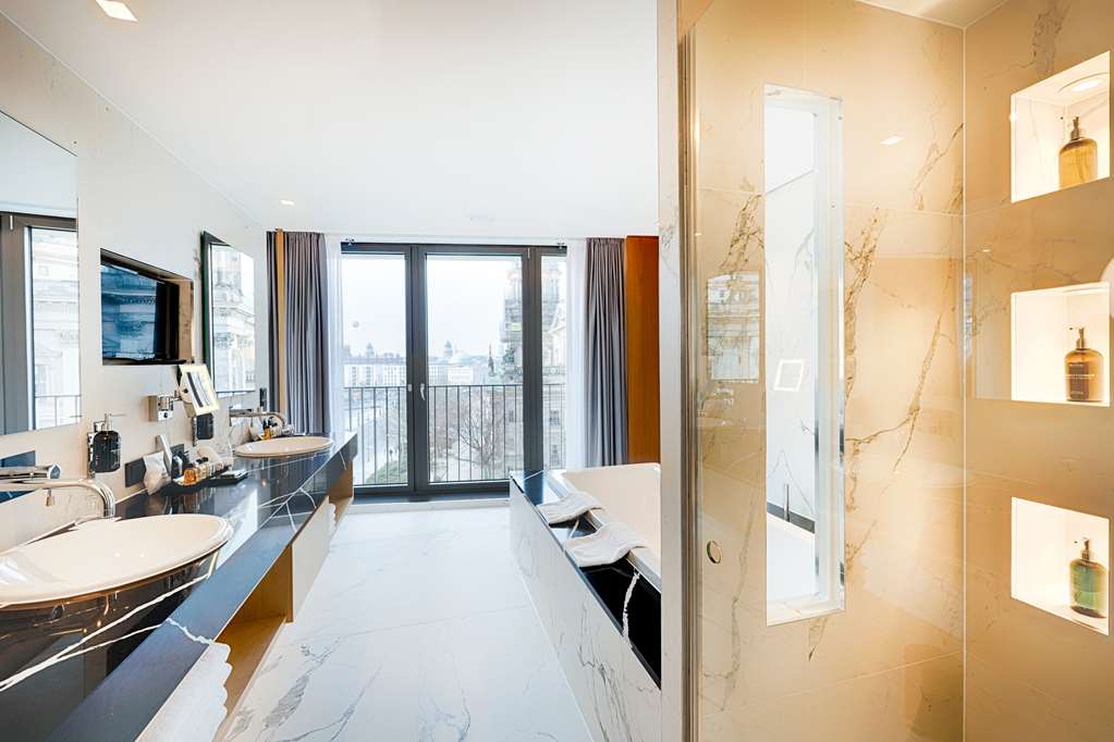 radisson collection hotel berlin