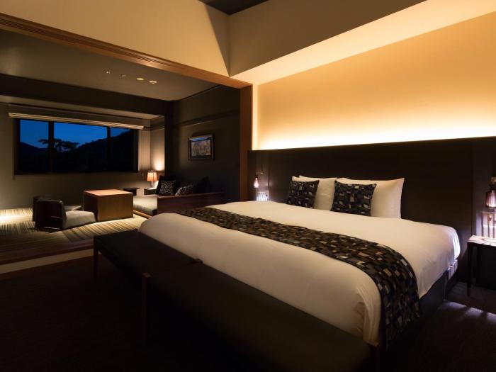 bar hotel hakone kazan