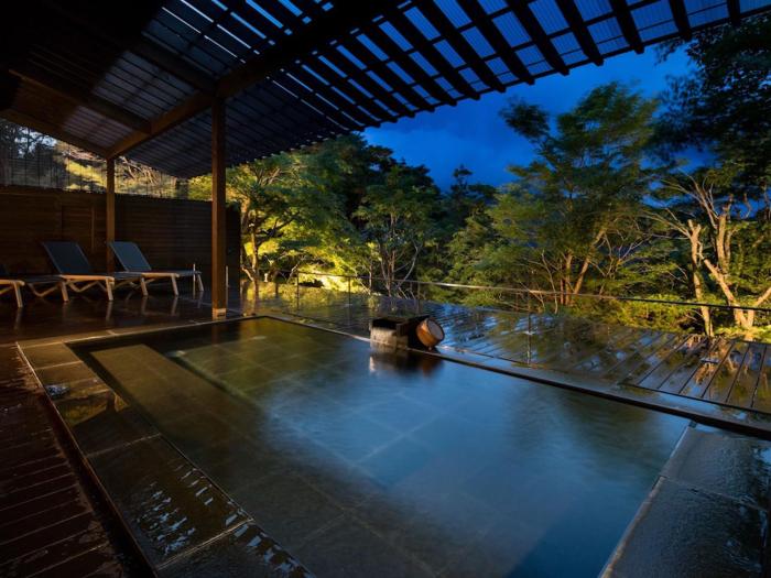 bar hotel hakone kazan