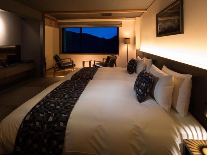 bar hotel hakone kazan