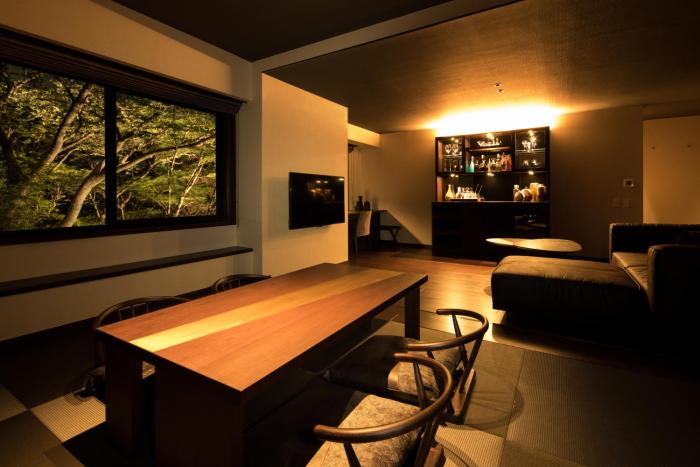 bar hotel hakone kazan